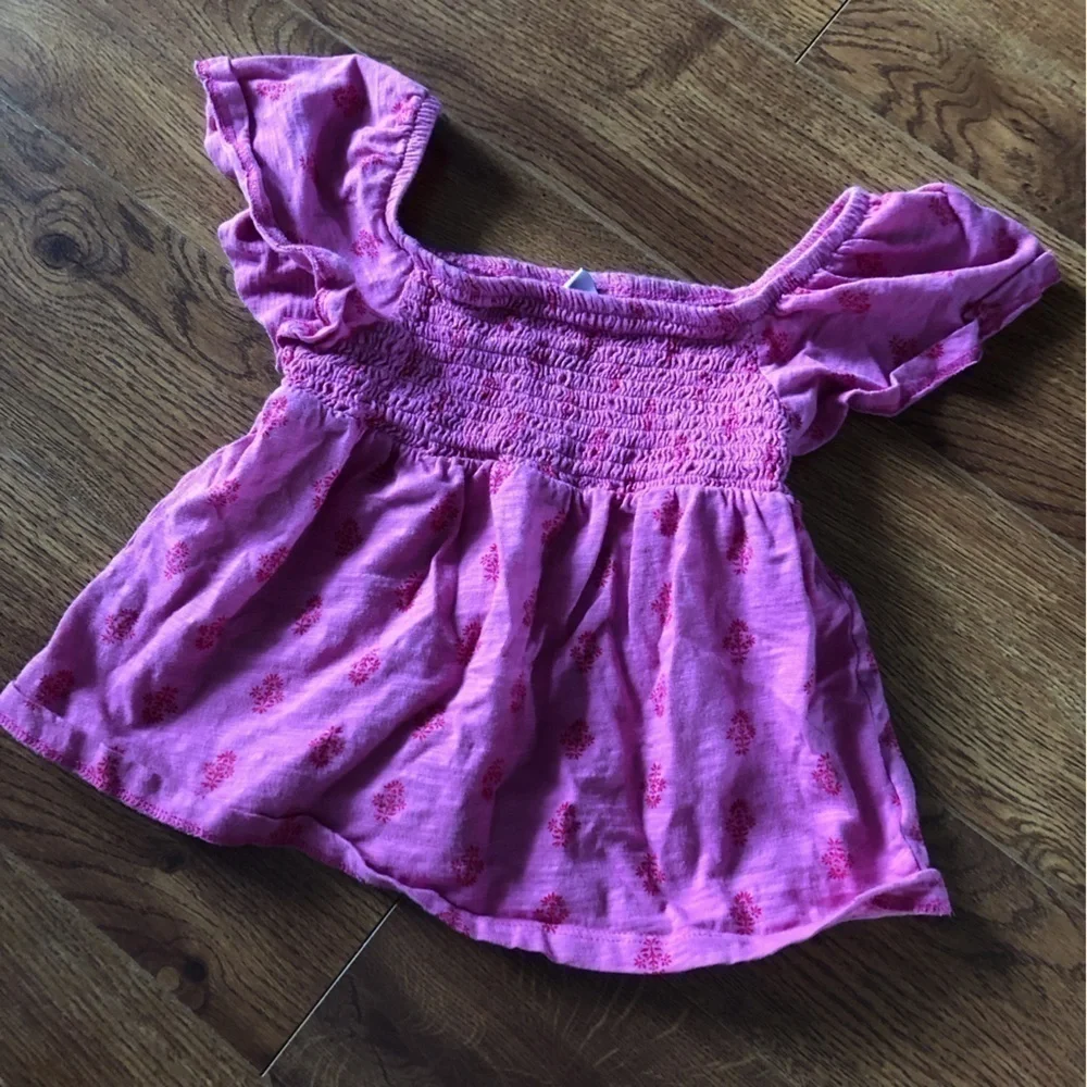 old navy pink floral smock top in size S